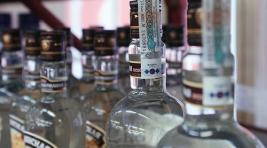 В России не будут повышать в 2018 году минимальную розничную цену на водку