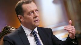 Медведев: Иностранные наемники на Украине ответят за свои действия по всей строгости