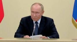 Путин провел совещание с правительством и силовиками