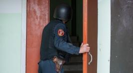 В Хакасии задержали сразу двух любительниц ножевого боя