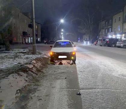 В Черногорске 10-летняя девочка попала под машину