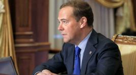 Медведев: Ограничений на возврат смертной казни в России больше нет
