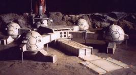 Роскосмос: на Луне построят дом на 12 человек