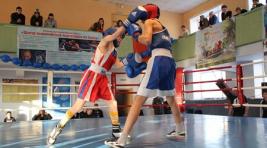 Армейцы из Хакасии успешно выступили на боксерском турнире в Омске