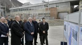Глава Хакасии посетил Майнскую ГЭС