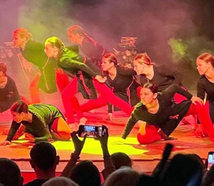 Хореографические тайны раскрыл на сцене ГЦК Победа театр "Лайм"