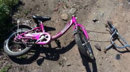 В Абакане поезд раздавил оставленный  в колее дороги детский велосипед