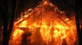Пожар оставил четыре семьи в Шира без дома