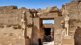 Египет требует от Британии вернуть голову Тутанхамона
