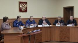 Денис Попов представлен сотрудникам в качестве прокурора Хакасии