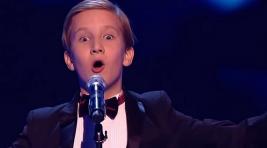 Школьник из России покорил британских судей шоу «Голос»