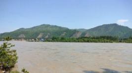 Уровень воды в реке Абакан близ Абазы приближается к критическому