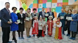 Садикам – да, барельефам - нет: глава Хакасии крайне избирателен в посещении мероприятий