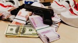 В Екатеринбурге неизвестный ограбил банк на 10 млн. рублей