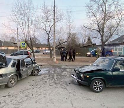 В Черногорске нетрезвый водитель «семерки» спровоцировал ДТП, есть пострадавшие