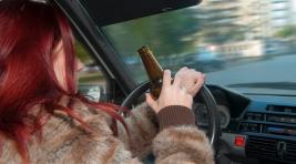 В Черногорске пьяная автоледи протаранила «Мазду»