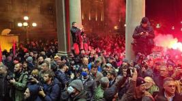 Во Франции обвинили Запад в организации «майдана» в Сербии