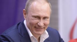 Путин обязал чиновников сдавать ценные подарки