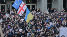 В Грузии продолжаются протесты против закона об иноагентах