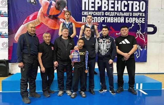 Спортсмен из Абакана завоевал серебро Сибири и путевку на Первенство России