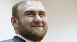 Экс-сенатору Арашукову предъявили новые обвинения
