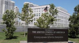 США начали вывод дипломатов с Украины