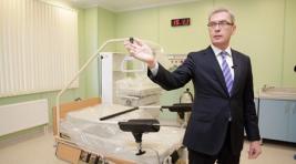 В Красноярске за крупные взятки арестован главврач перинатального центра