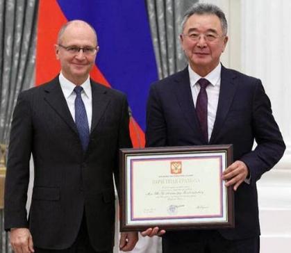 Александр Мин Те Хо награждён Почётной грамотой Президента России
