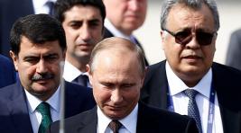 Путин перенес большую пресс-конференцию в связи с участием в похоронах посла РФ