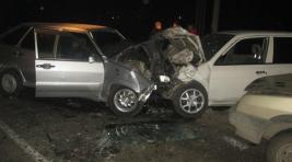 В Абакане водитель, выехавший на встречку, погиб