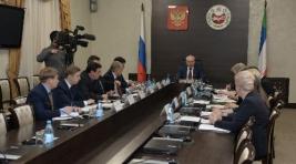 Глава Хакасии провел совещание по вопросам развития Усть-Абаканского района