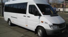 Многодетным семьям Хакасии дадут по микроавтобусу