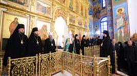 Патриарх Кирилл подарил икону Спасо-Преображенскому собору в Абакане