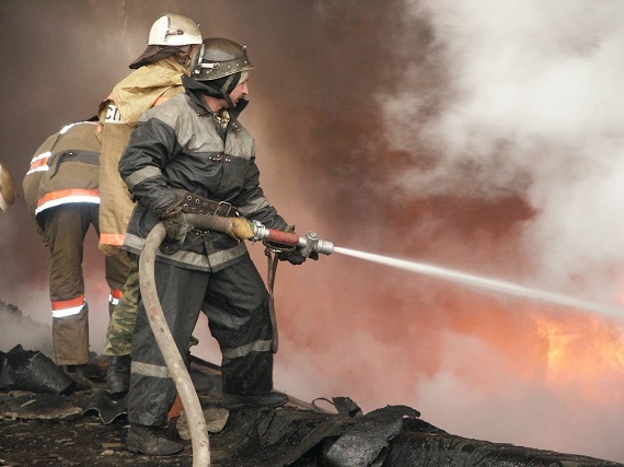 В Хакасии на пожаре погиб пьяный сельчанин