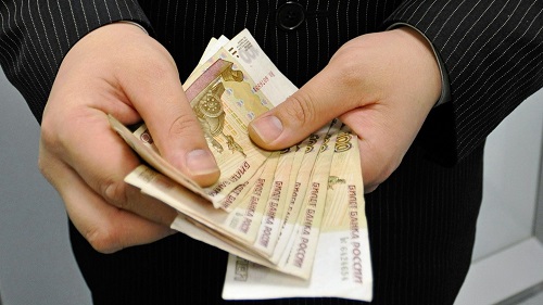 Пенсионный фонд РФ задержит некоторым пенсионерам выплаты в 5 тысяч рублей