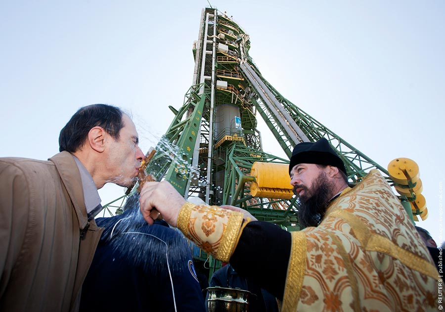 Покоритель Вселенной рассказал о христианских традициях российской космонавтики