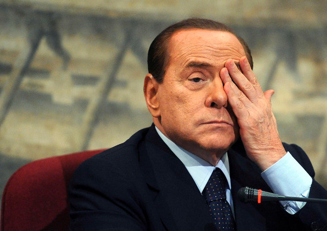 Берлускони получил три года тюрьмы по делу о подкупе сенаторов