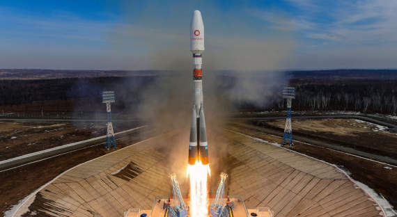 «Роскосмос» использует ракеты, построенные для OneWeb для запуска других спутников