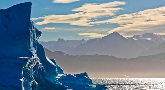 Ученые из Новосибирска выяснили, почему тают ледники Гренландии