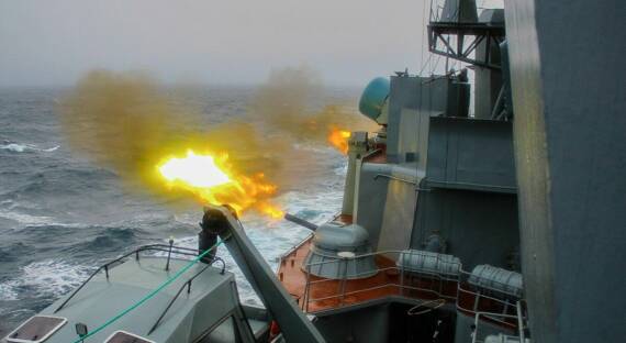 Северный флот начал учения по защите Севморпути