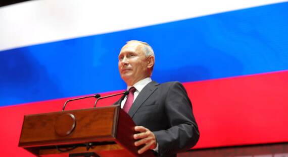 Путин: Россия не отступит от традиционных ценностей