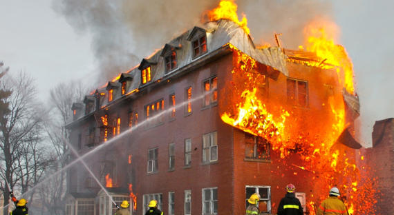 Пожары в Хакасии: В республике вновь горят жилые дома