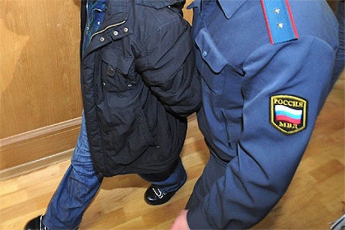 В Хакасии жестоко избили полицейского