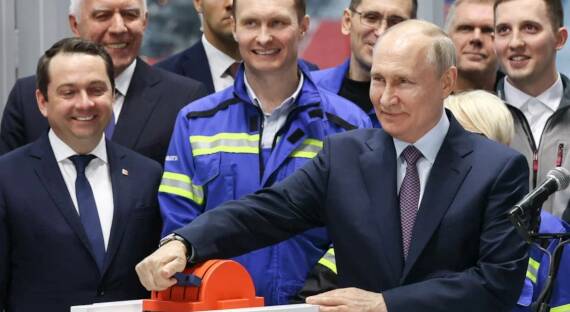 Путин дал старт отправке СПГ-линии на Гыдан