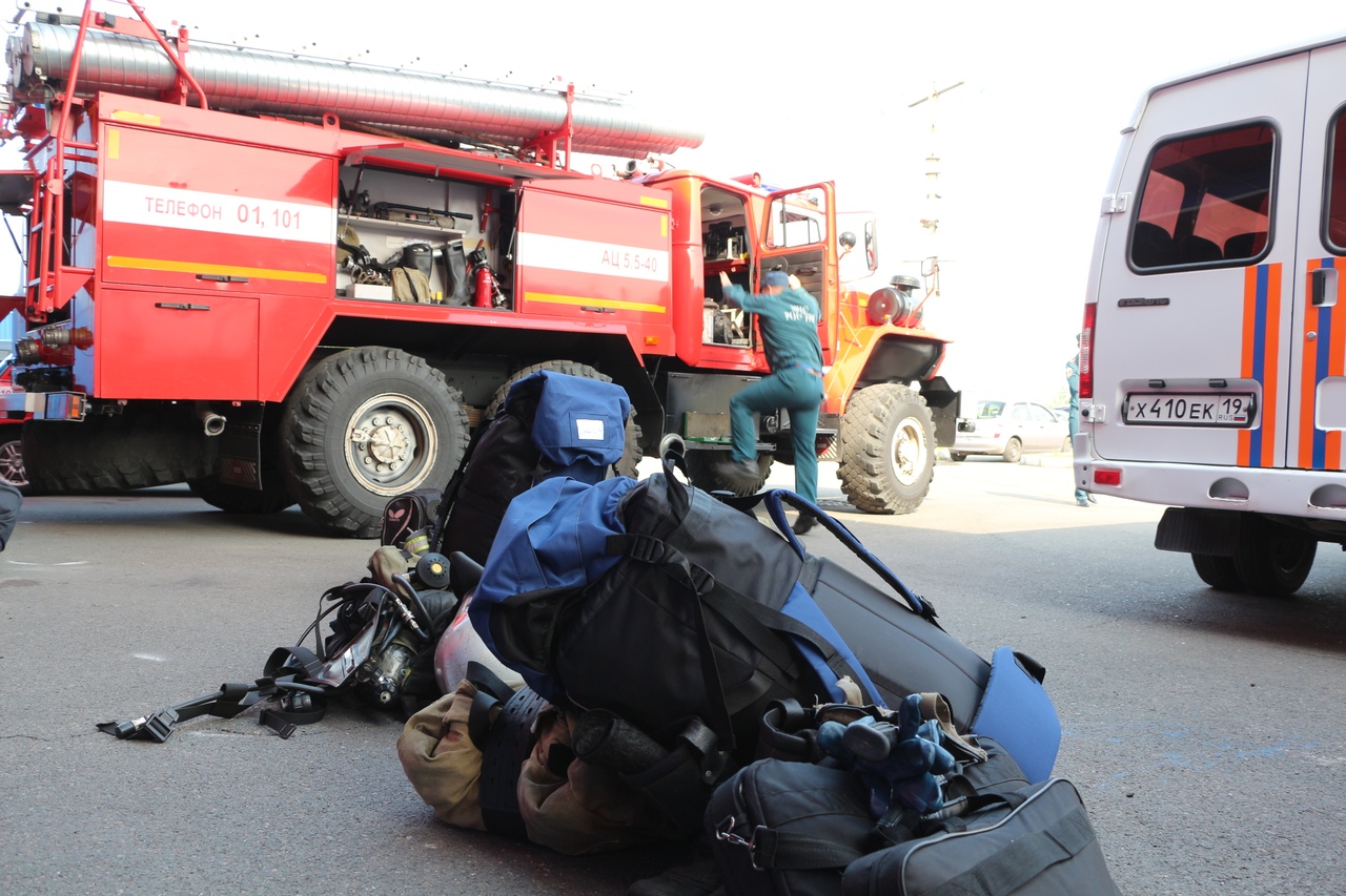 Пожарные из Хакасии отправились защищать населенные пункты Красноярского края
