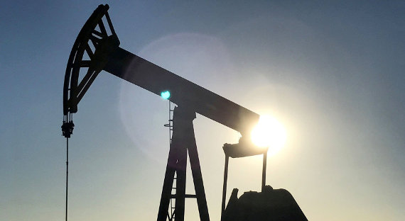 Цены на нефть упали ниже 60 долларов за баррель