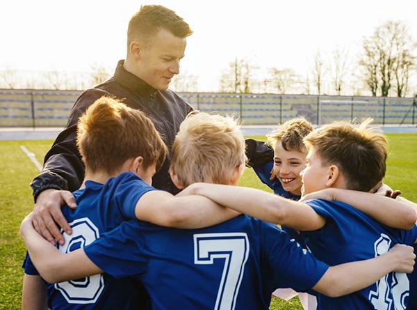 За работу тренером на селе выплатят по миллиону рублей