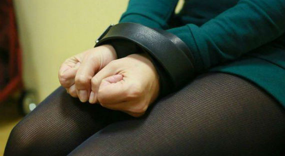 В Черногорске женщина обвинила сожителя в надругательстве над дочерью