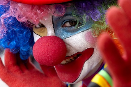 Для детей Хакасии повторно проведут «Выпускной в школе клоунов»