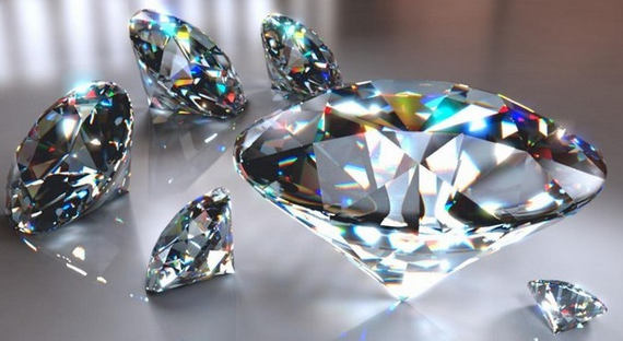 В России начинается эксперимент по борьбе с фальшивыми бриллиантами